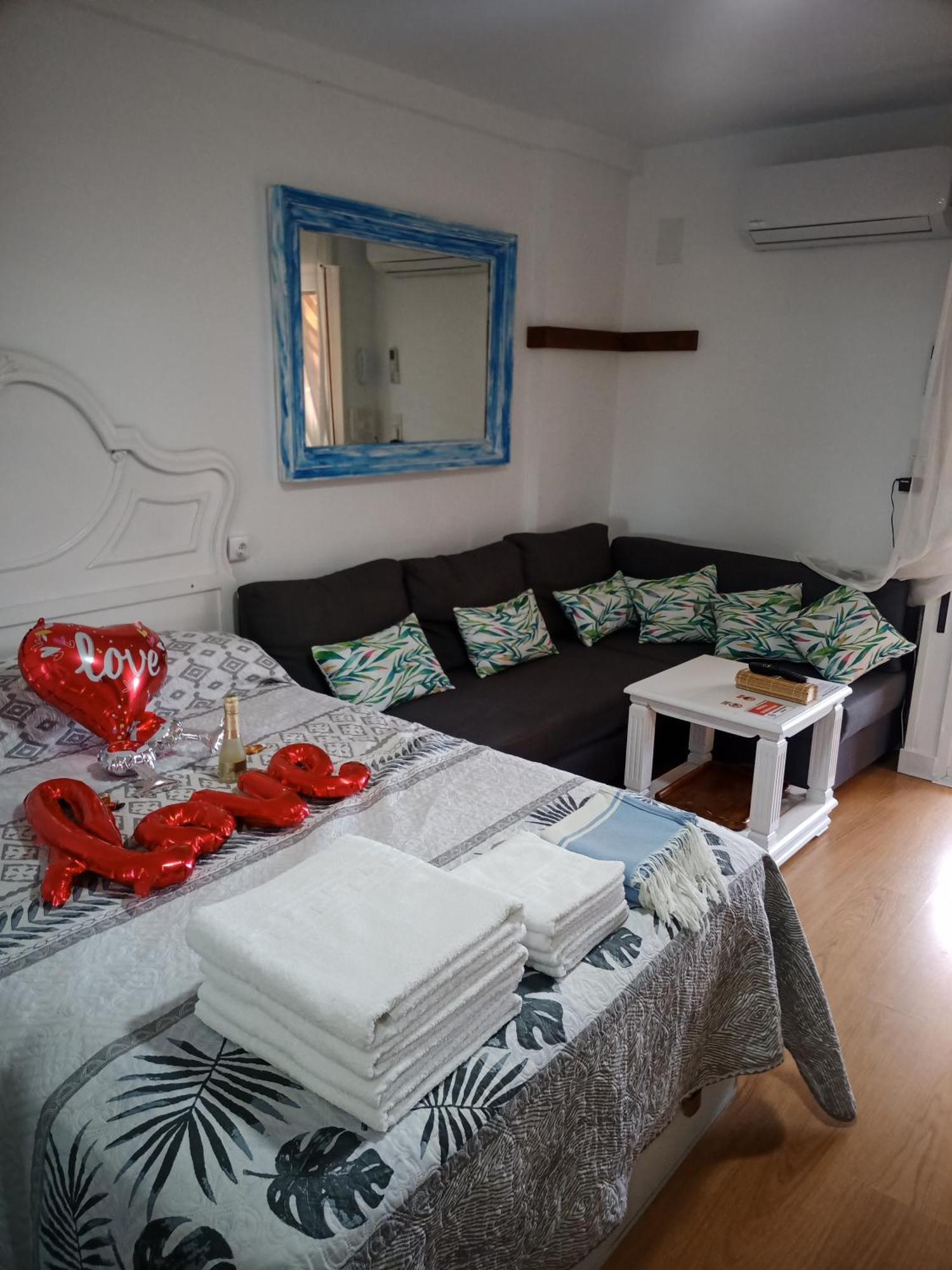 Sweet Home Benalmadena, Estudio Con Vistas Al Mar Y Excelente Conexion Wifi, Para No Fumadores, Con Piscinas, Sea Views, With Swimming Pools, Completely Renovated, Ideal For Older People, Bright With Morning Sun, No Smoking 외부 사진
